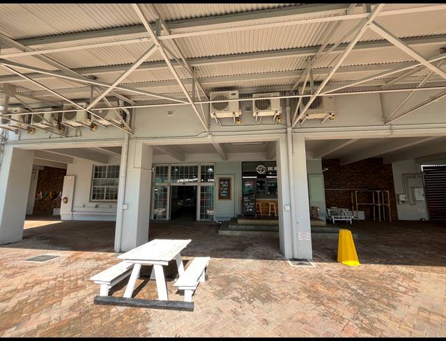 150M² BUSINESS TO LET IN WOODSTOCK